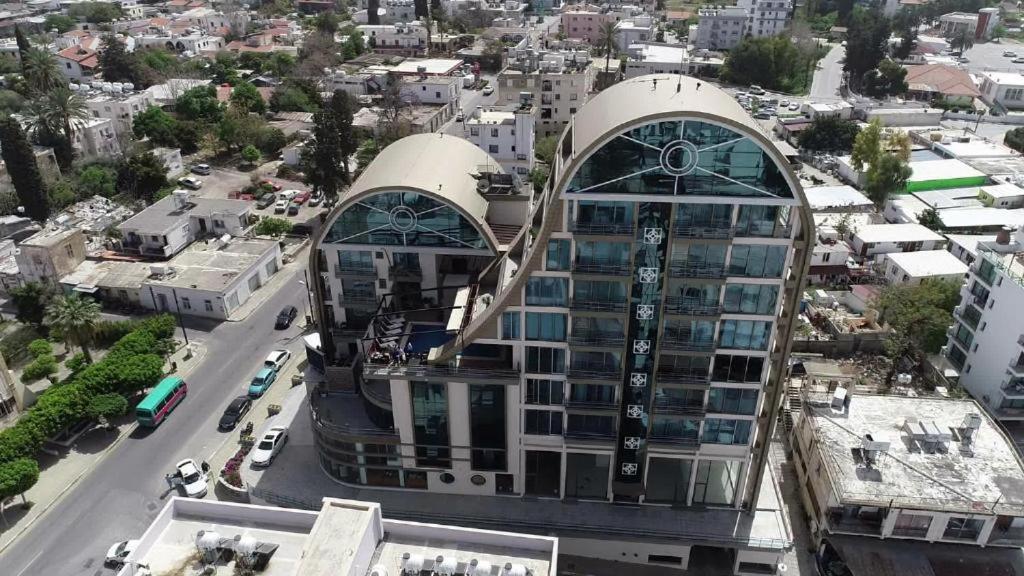 Elegant 2+1 Flat In The Heart Of Kyrenia + Wifi公寓 外观 照片