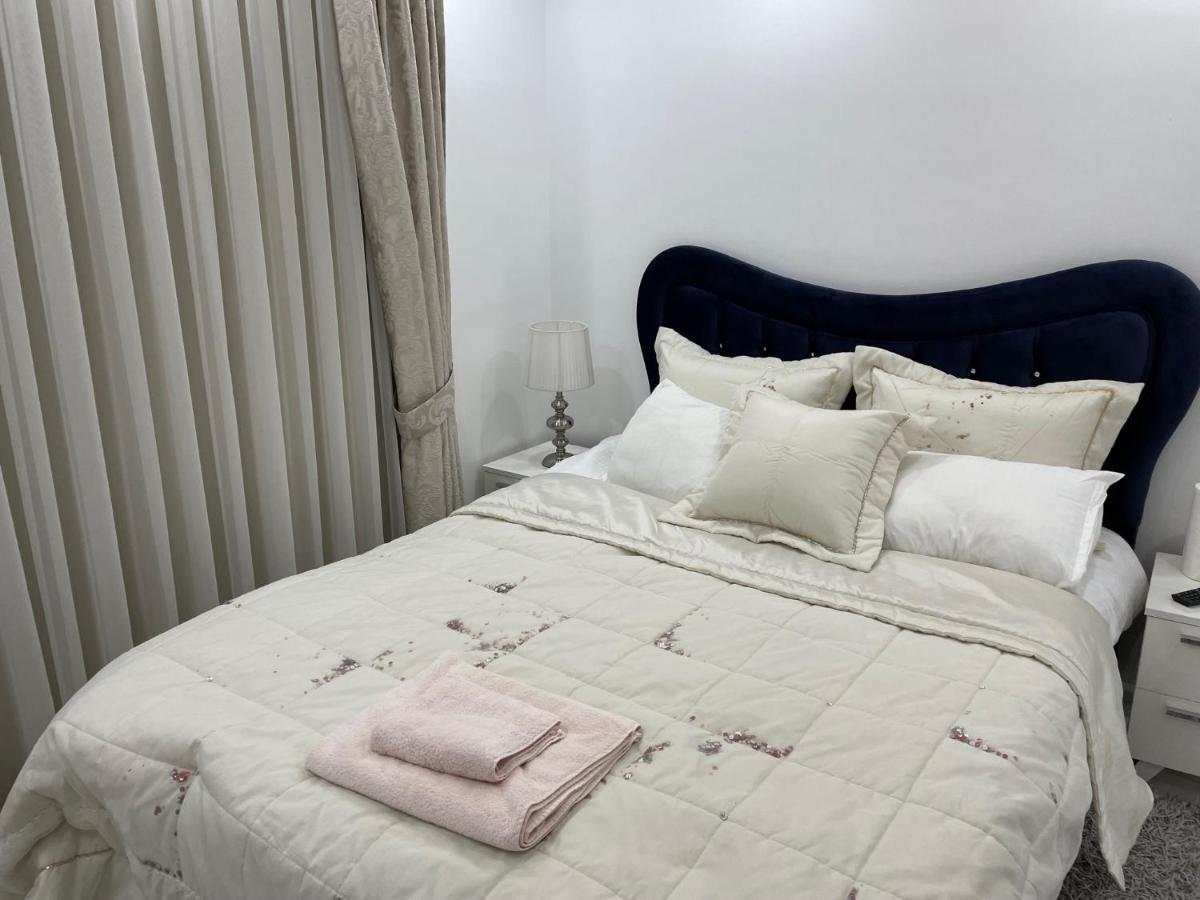 Elegant 2+1 Flat In The Heart Of Kyrenia + Wifi公寓 外观 照片